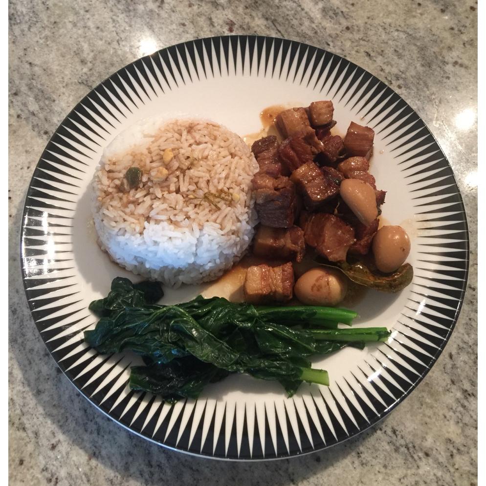 鹌鹑蛋红烧肉