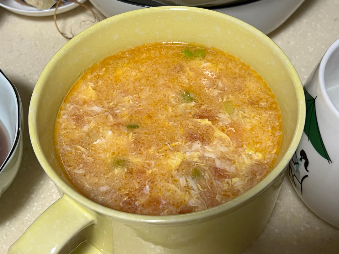 【跟我做不会错】简单又好喝的西红柿鸡蛋汤，家常又营养哦