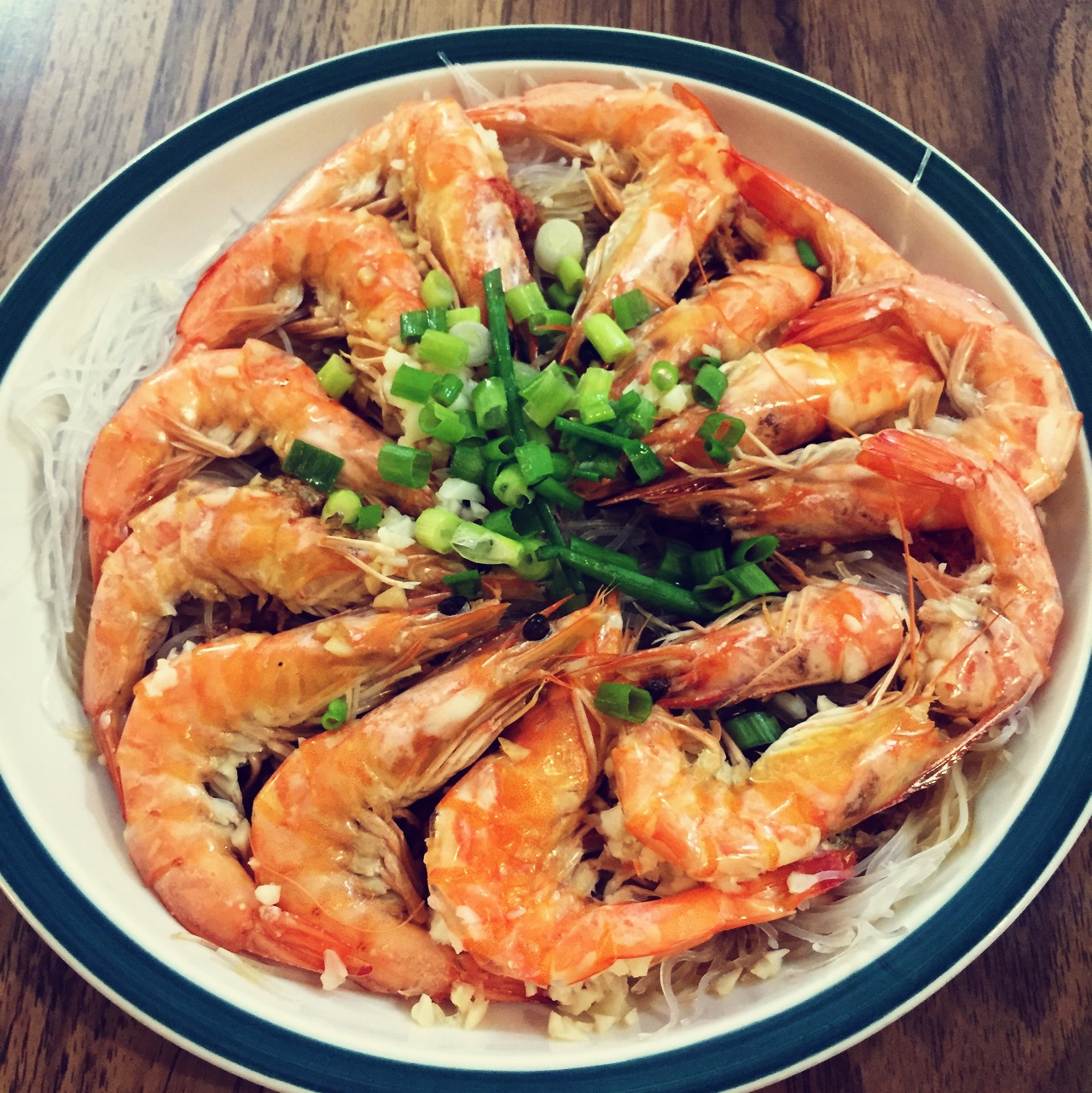 蒜蓉粉丝蒸大虾