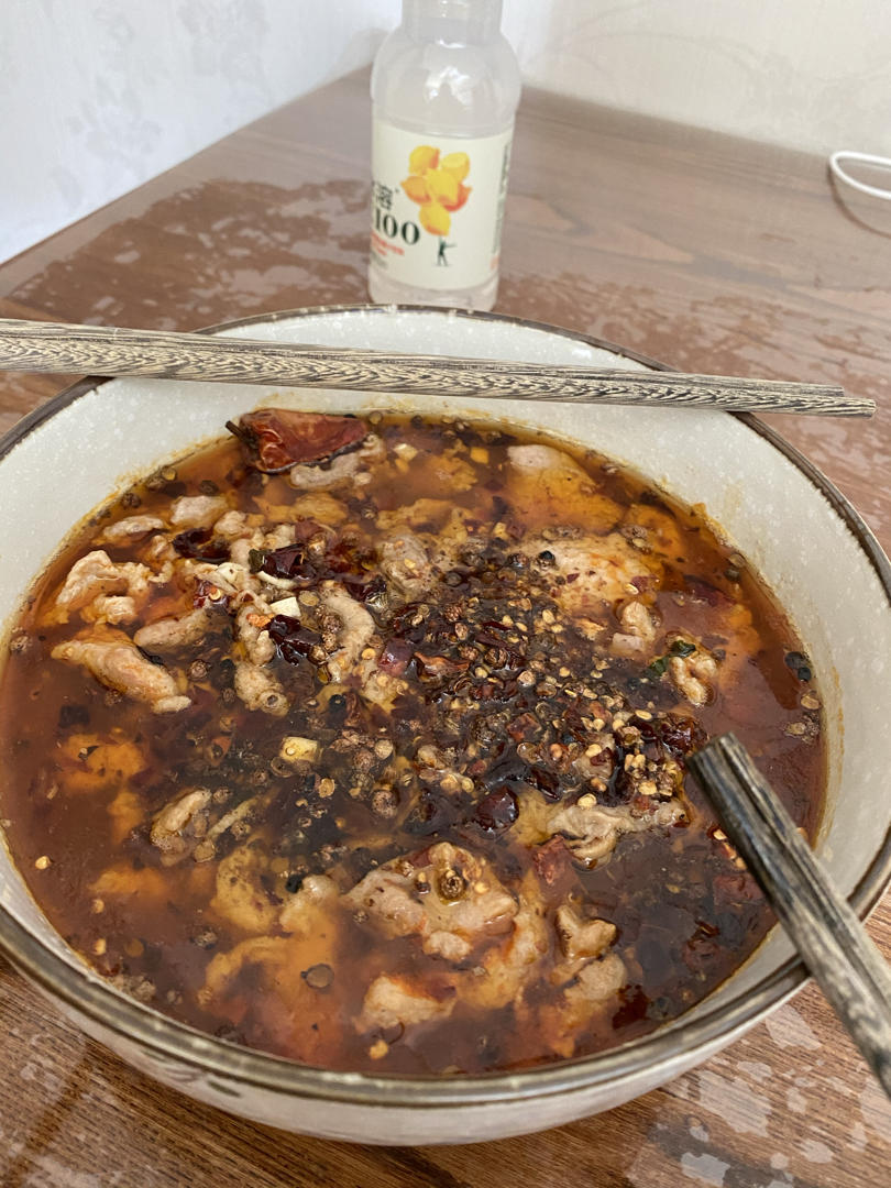 厨师长教你：“水煮肉片”的正宗做法，这味道真的很四川
