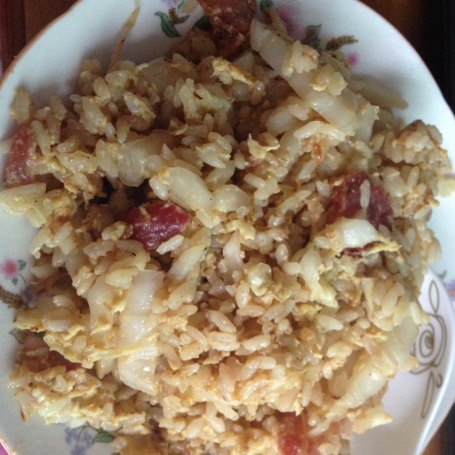 鸡蛋火腿酱油炒饭