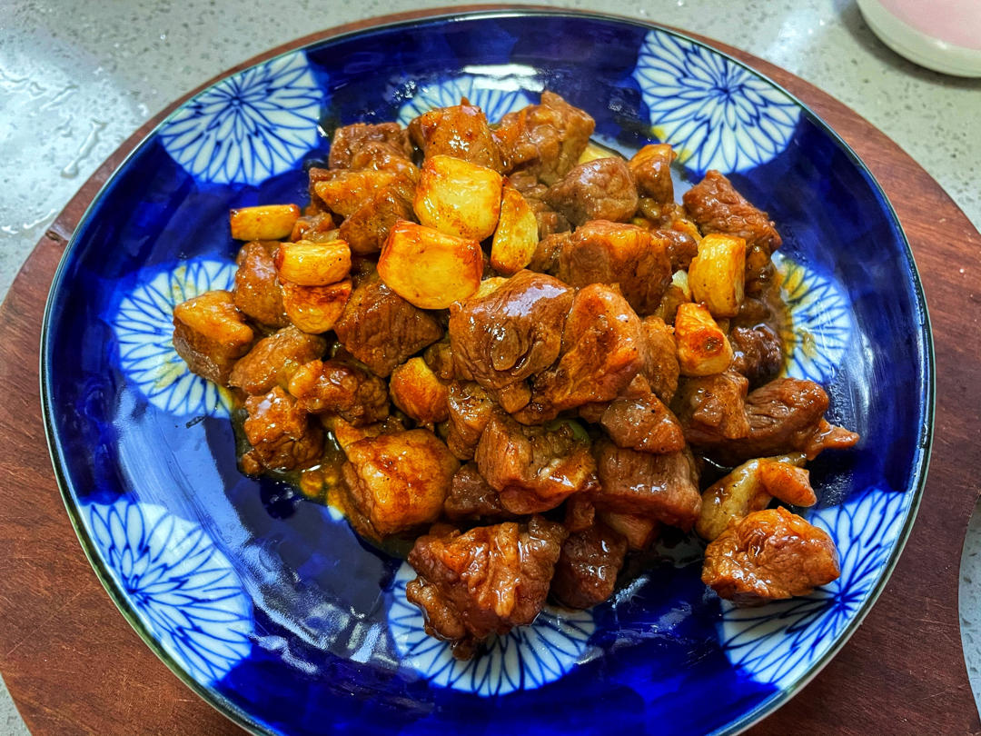 黑蒜子牛肉粒