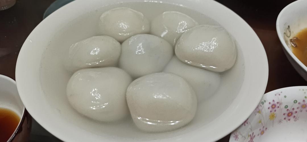 红糖汤圆
