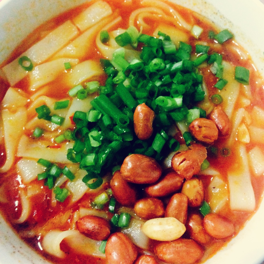 桐桐妈-1做的酸辣河粉