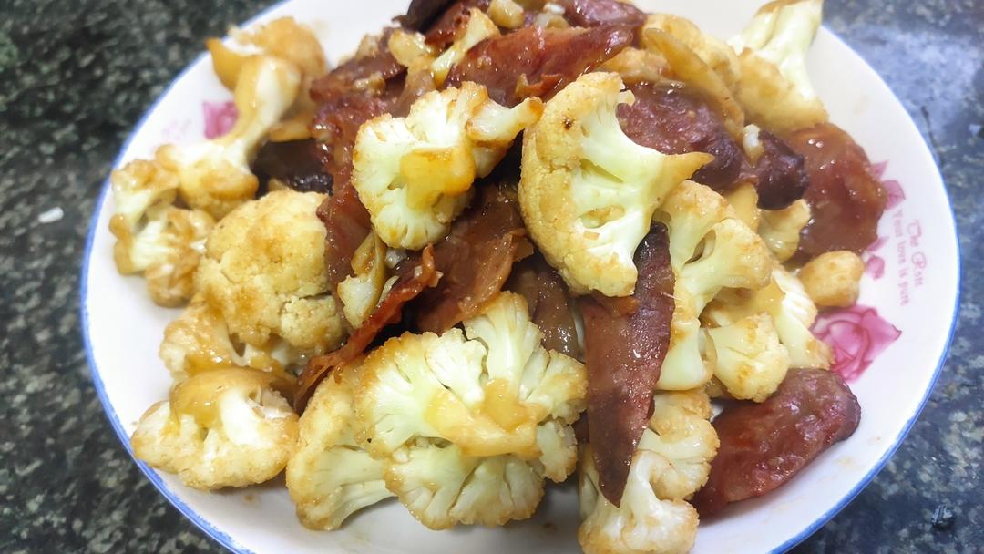 花菜炒腊肠