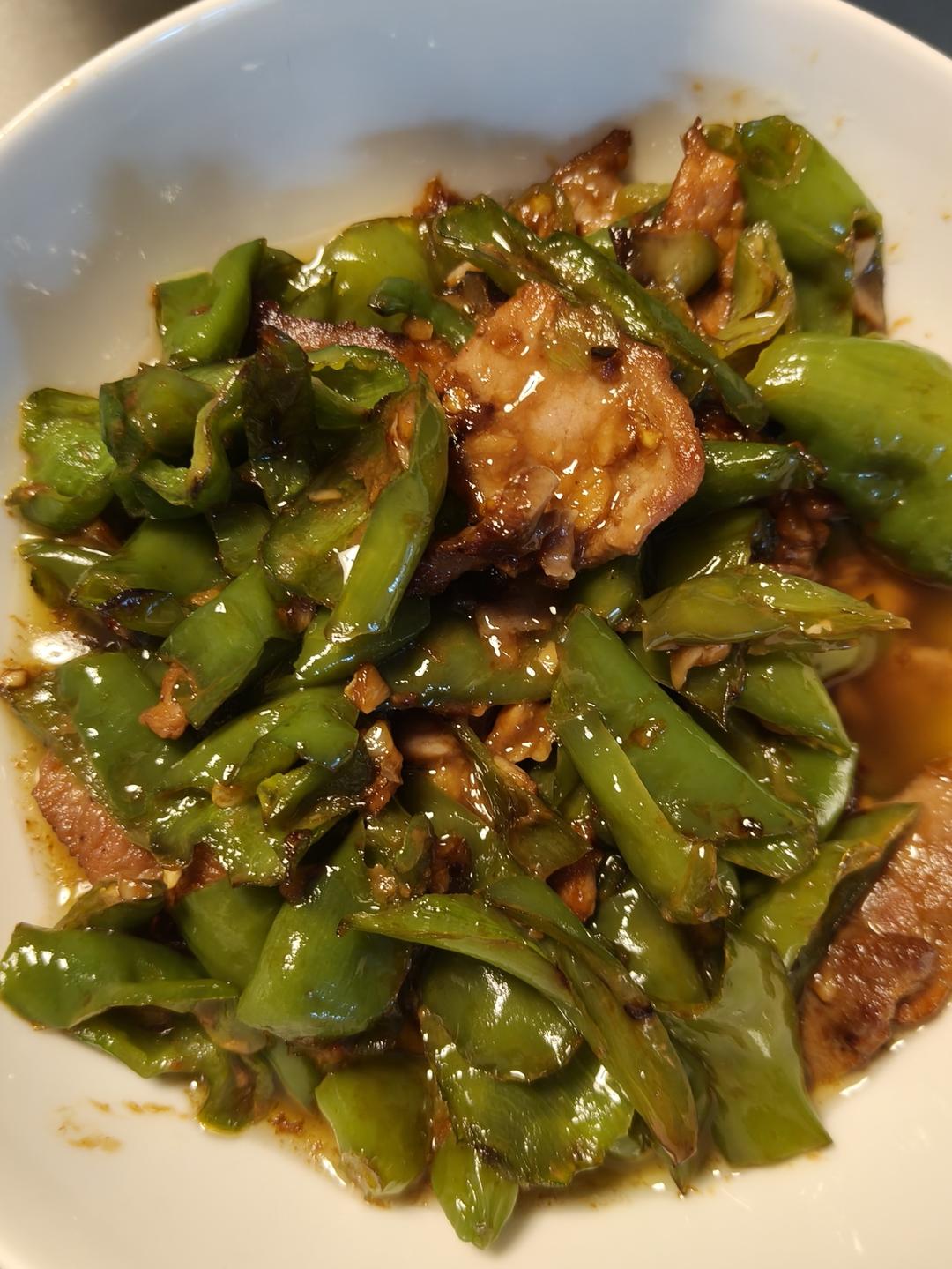 ‼️好吃到舔盘的青椒肉丝盖浇饭