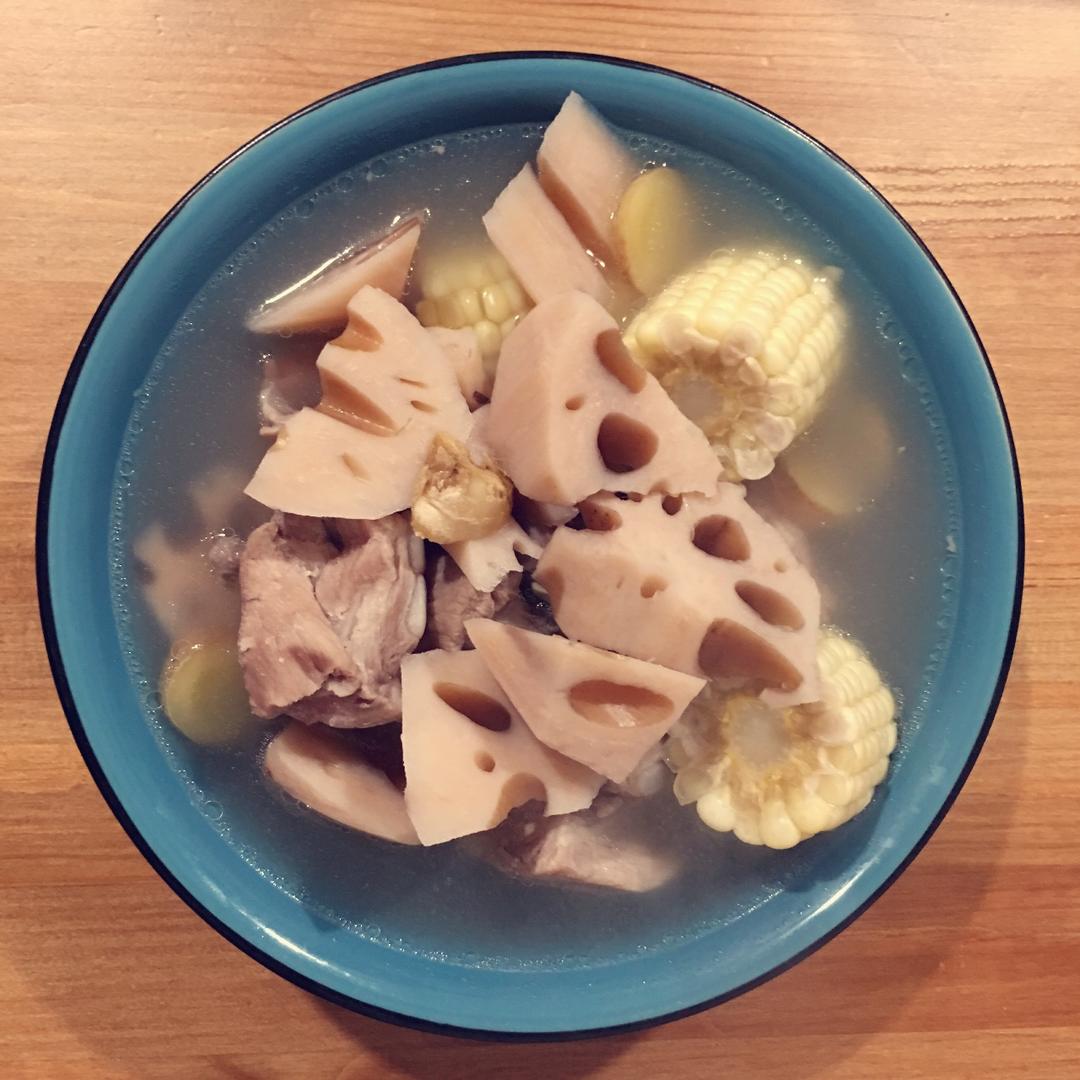 莲藕玉米排骨汤