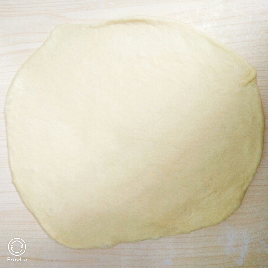 蛋香松软陷多肉松沙拉面包的做法 步骤4