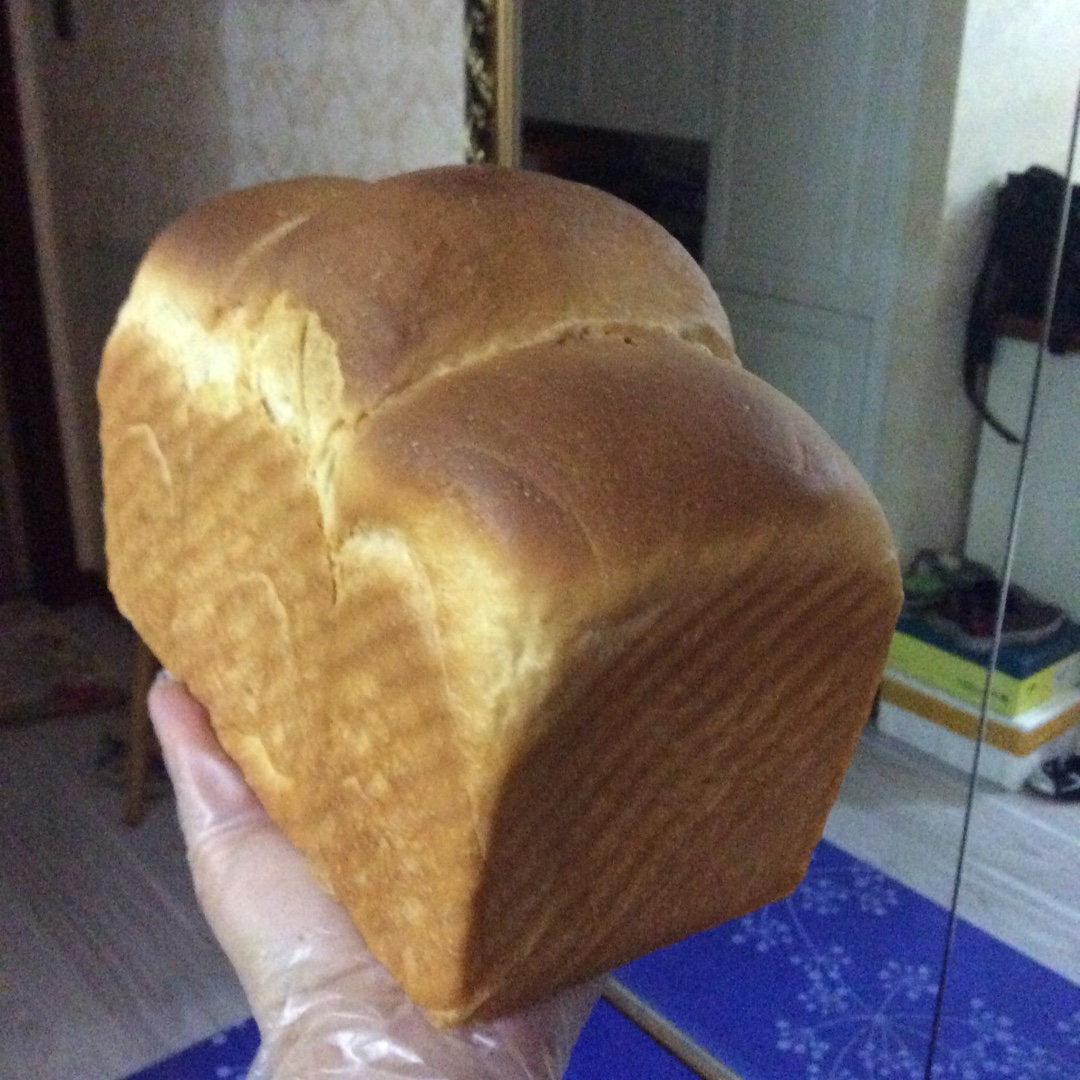 鲜奶油乳清吐司