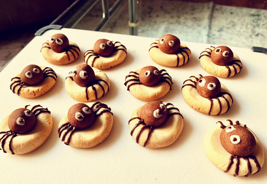 万圣节卡通蜘蛛饼干