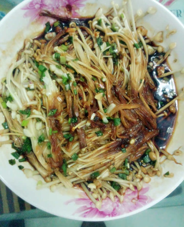 油泼金针菇