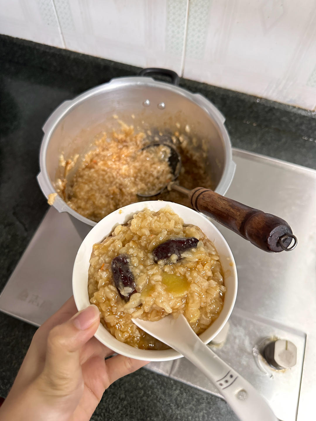 桂圆红枣糯米粥