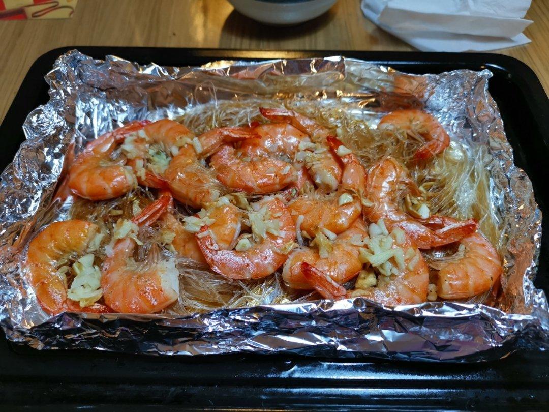 蒜蓉粉丝烤虾
