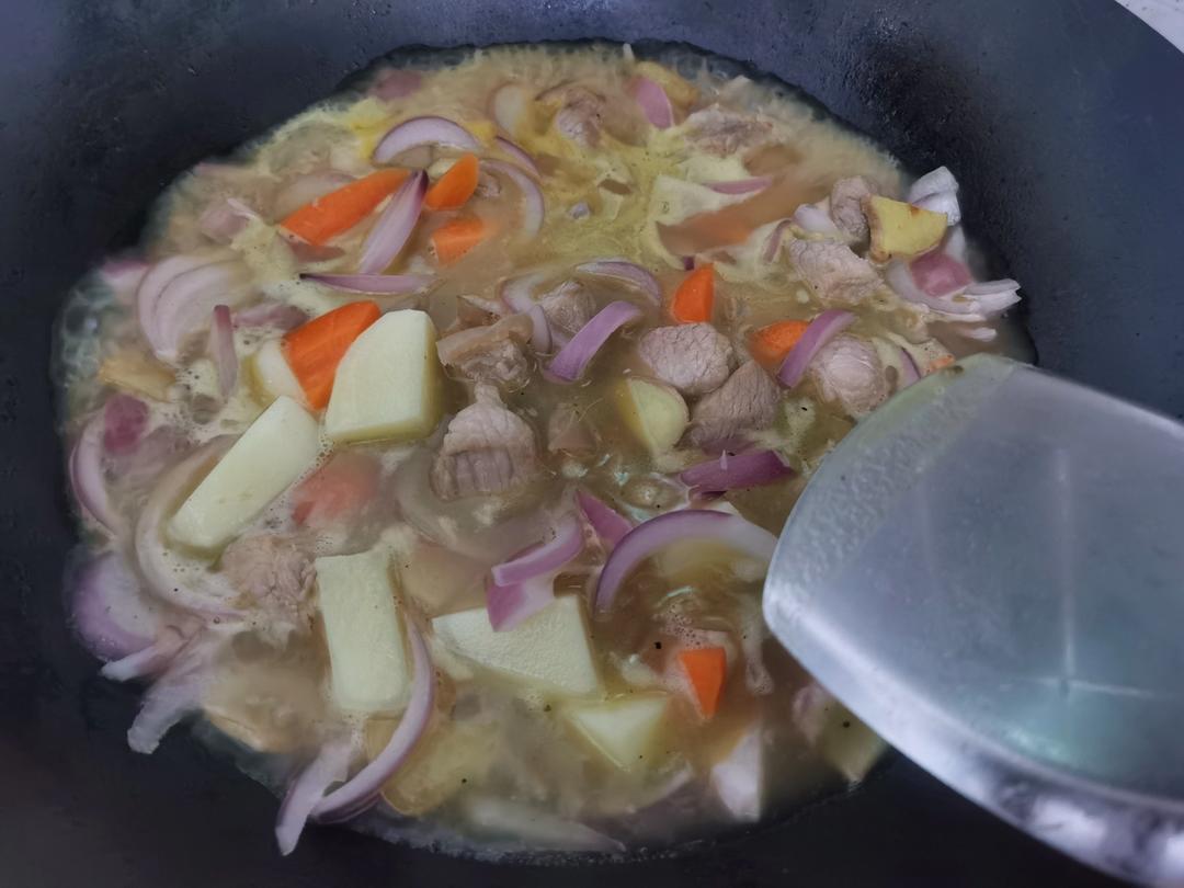 咖喱猪肉土豆