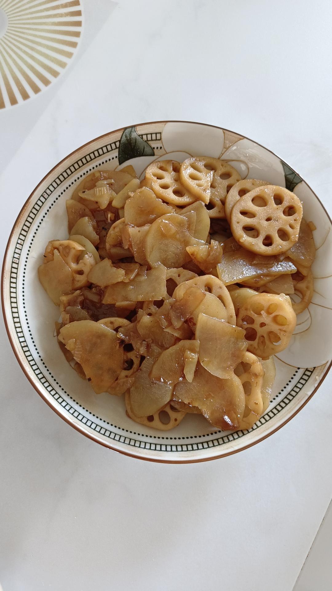 土豆炒藕片
