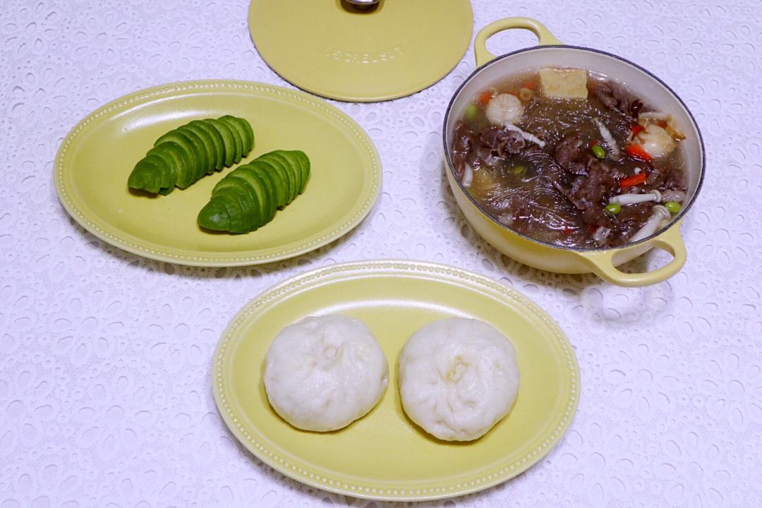 营养早餐～茄子肉酱包（好吃到没朋友😂😂）