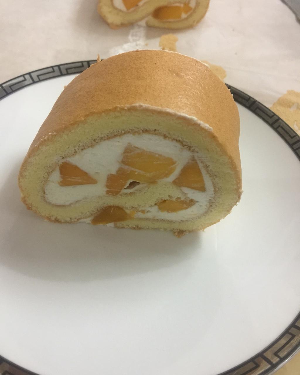 《Tinrry下午茶》教你做基础原味蛋糕卷