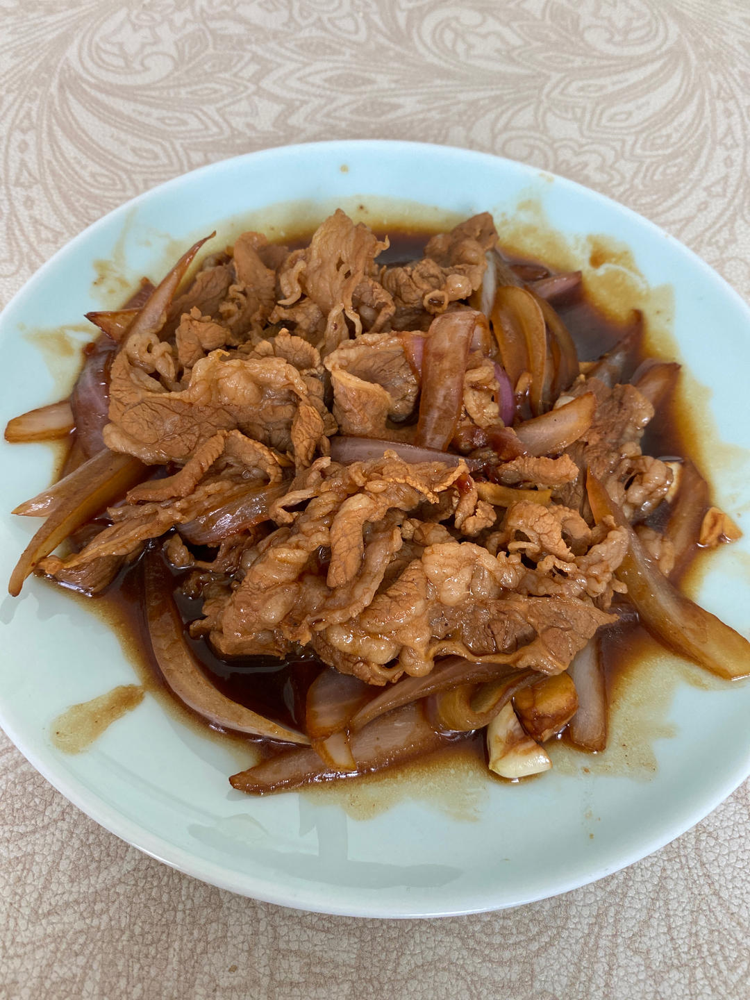 好吃到舔盘的秘制洋葱炒肥牛卷！拌饭巨香