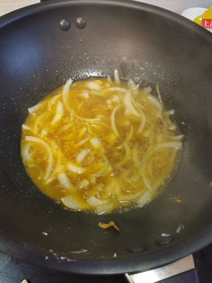 泰式黄咖喱炒蟹的做法 步骤7