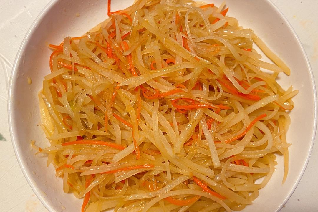 胡萝卜土豆丝