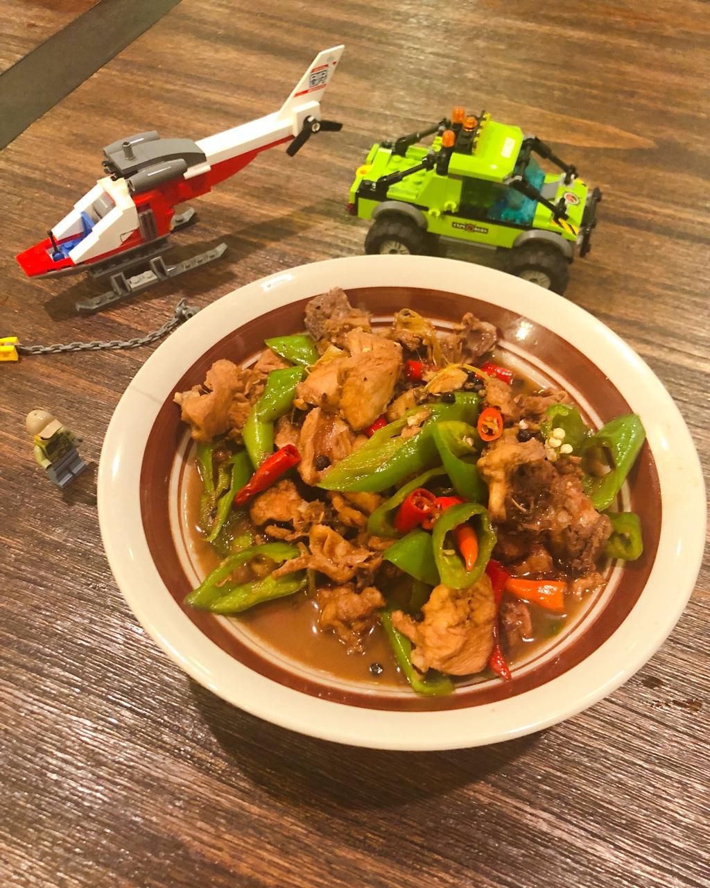 辣椒炒鸡（临沂家常）