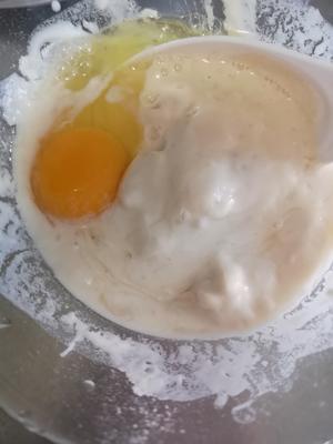 鸡蛋饼早餐的做法 步骤1