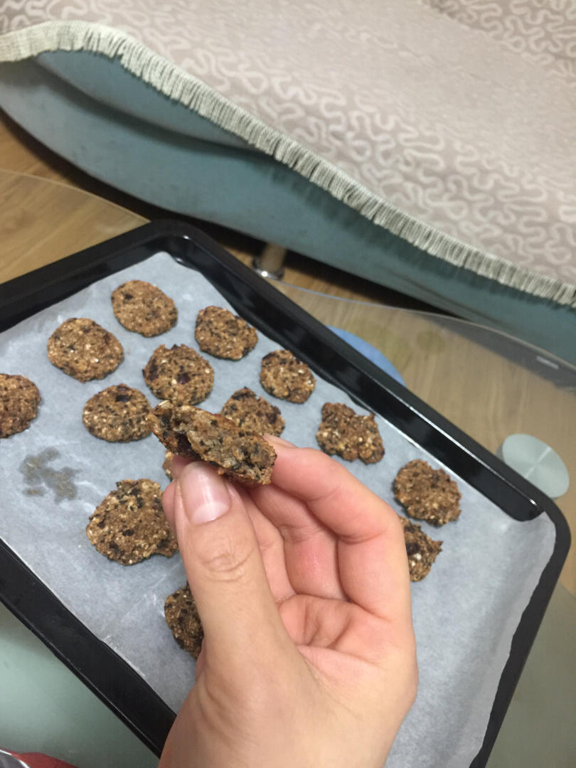 （不喜欢勿尝试 口感偏硬）少糖无油低脂全麦燕麦代餐饼干