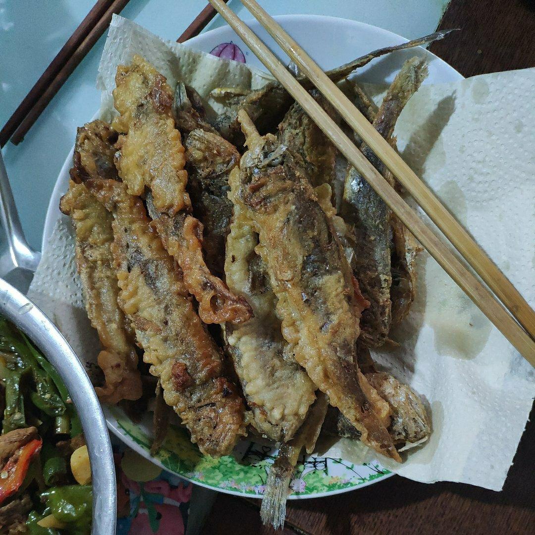 炸小黄花鱼