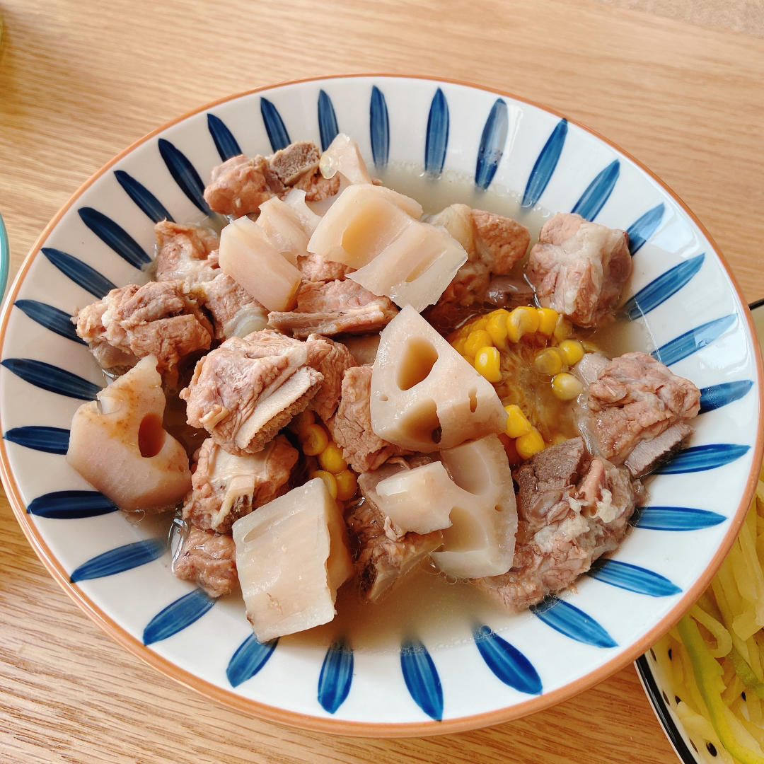 莲藕排骨汤