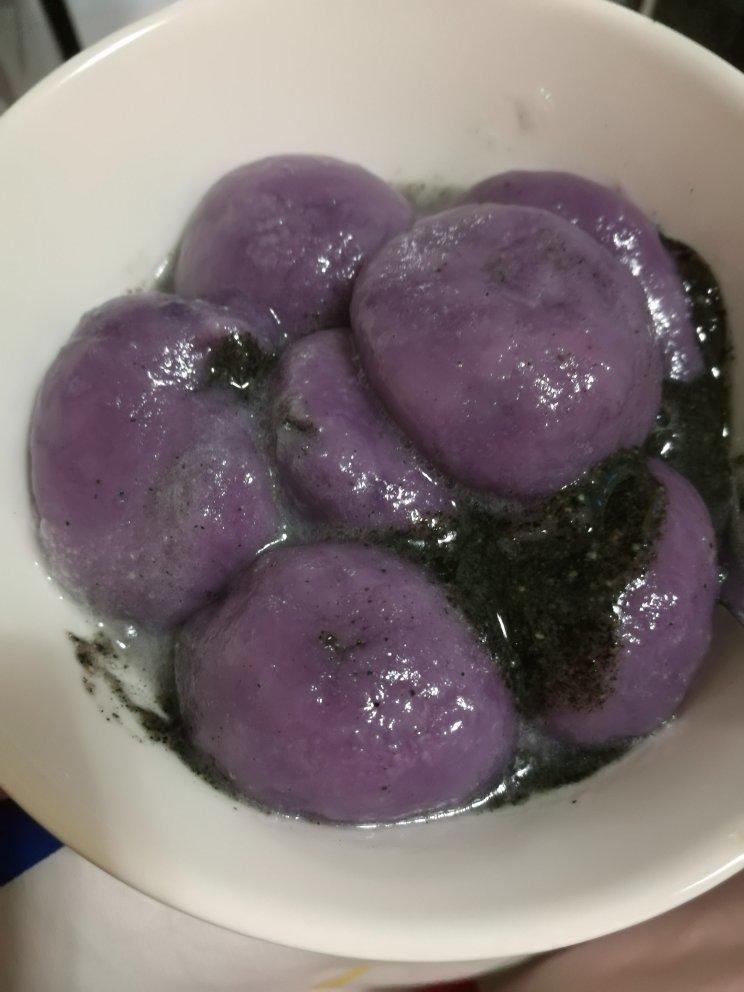 黑芝麻汤圆