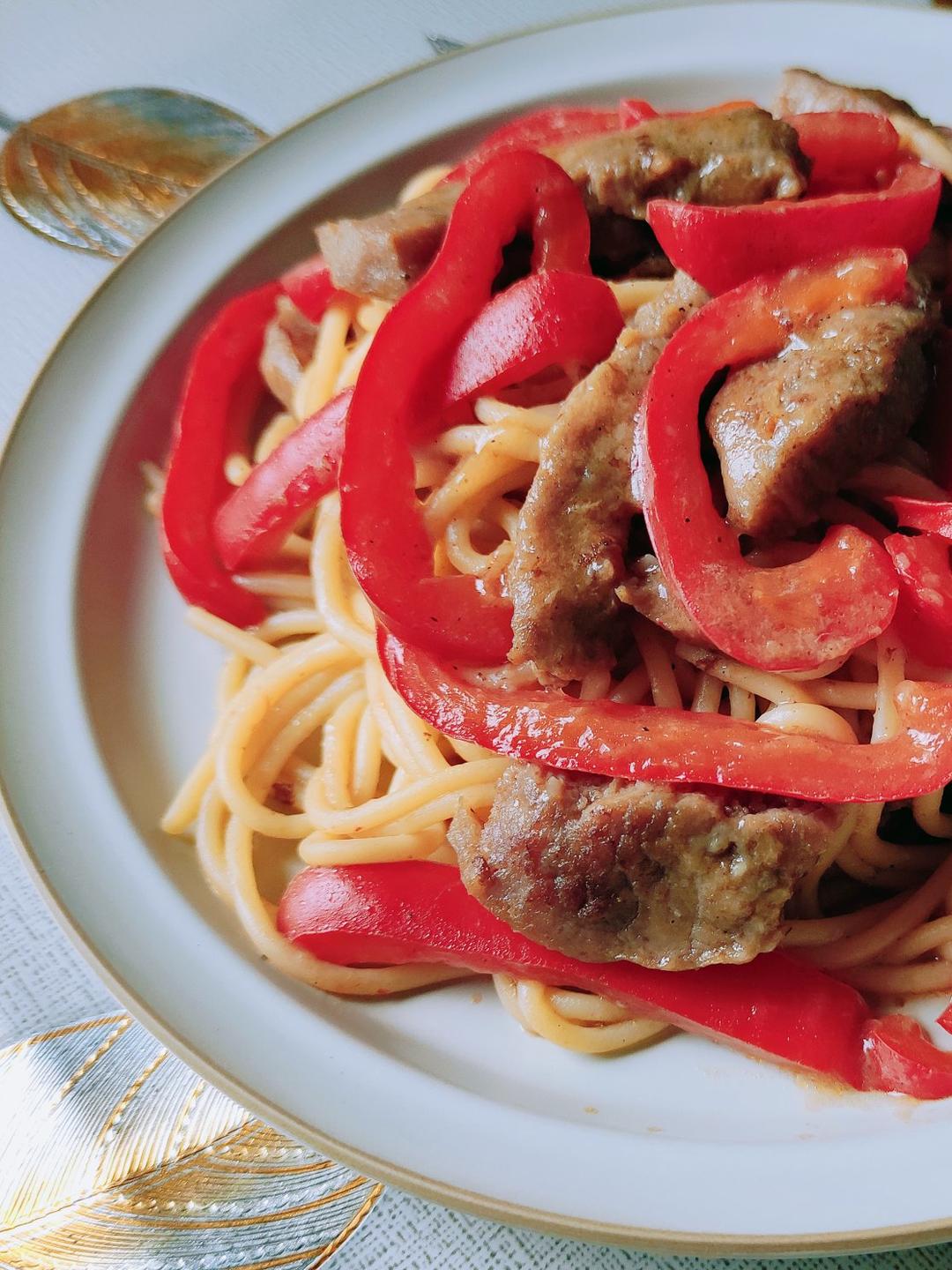 比餐厅好吃的黑椒牛柳意面🍝零失败简单教程