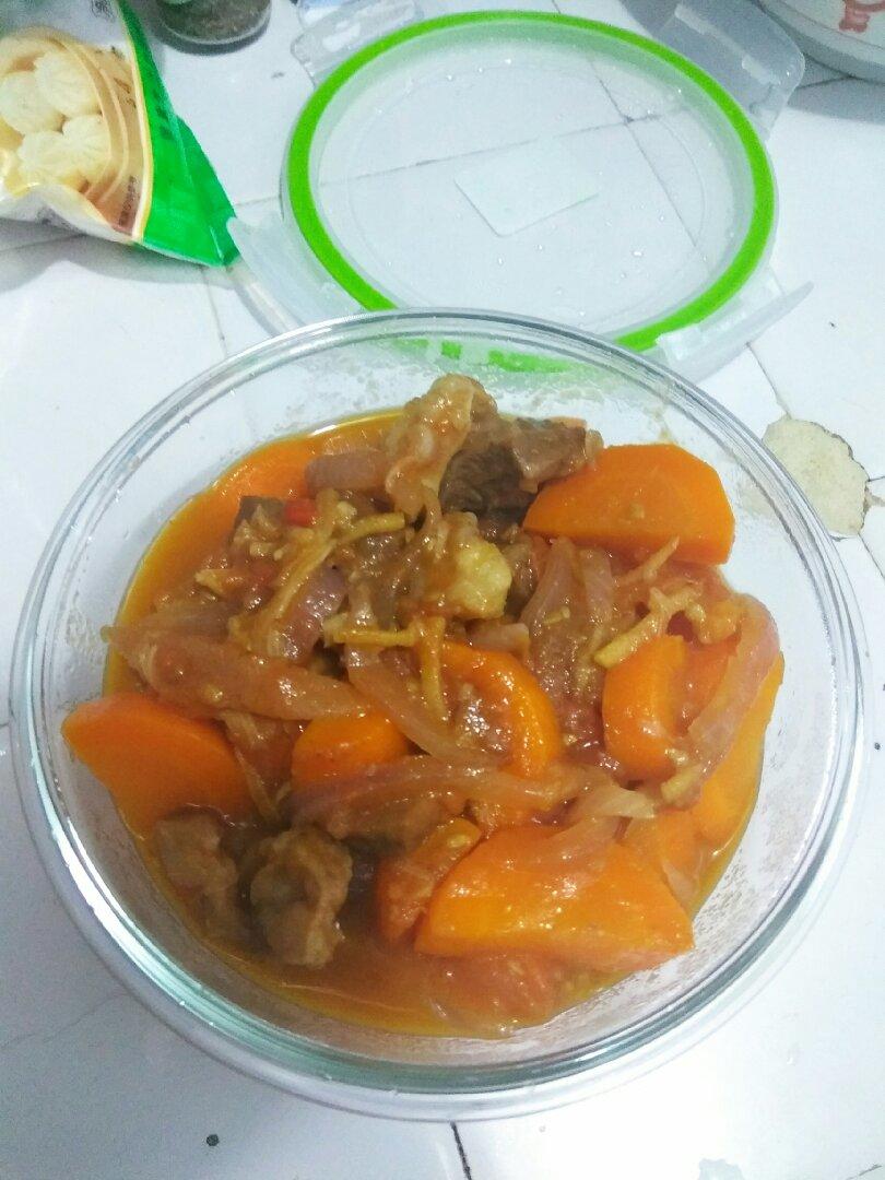 番茄牛腩胡萝卜