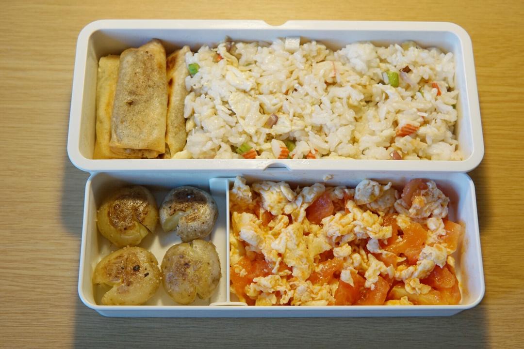 蟹柳蛋炒饭