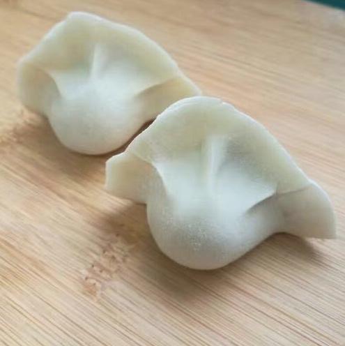 猪肉白菜水饺 Pork & Cabbage Dumplings