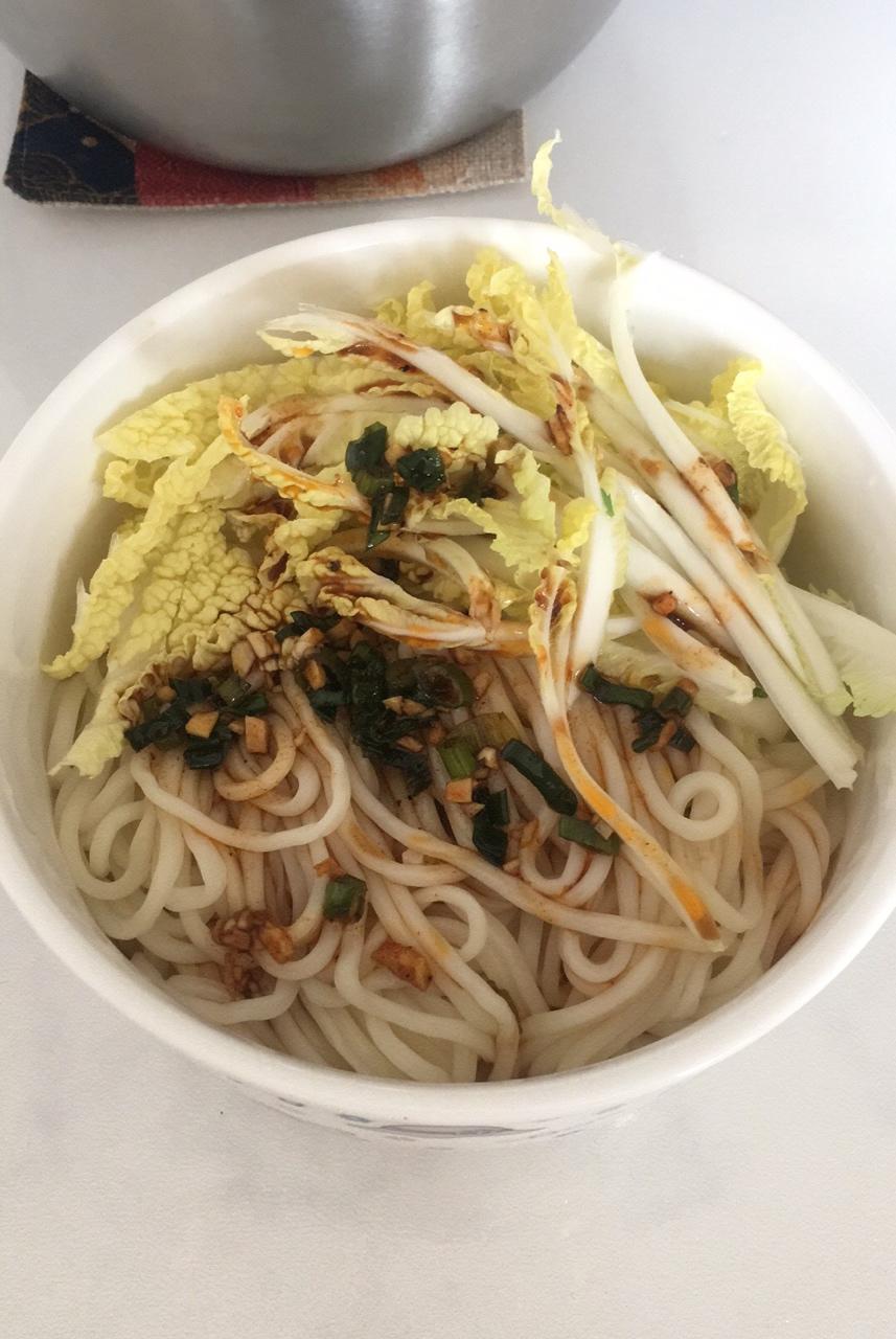 姥姥的爽口凉面！（干拌挂面）