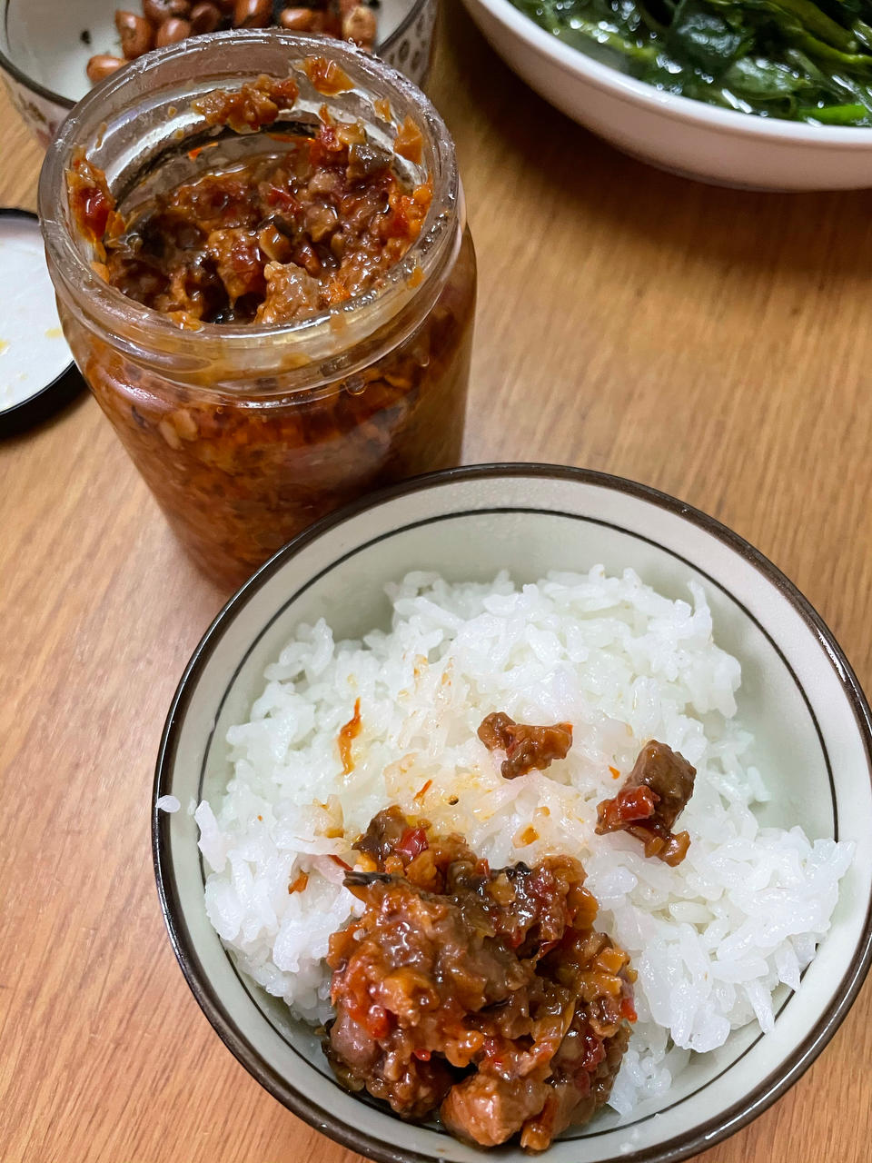 独家秘制香菇牛肉酱