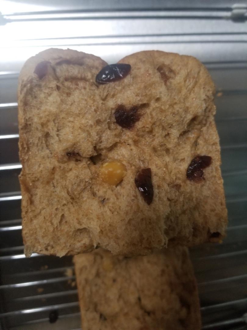 全麦吐司（50%全麦含量）低卡，低热量