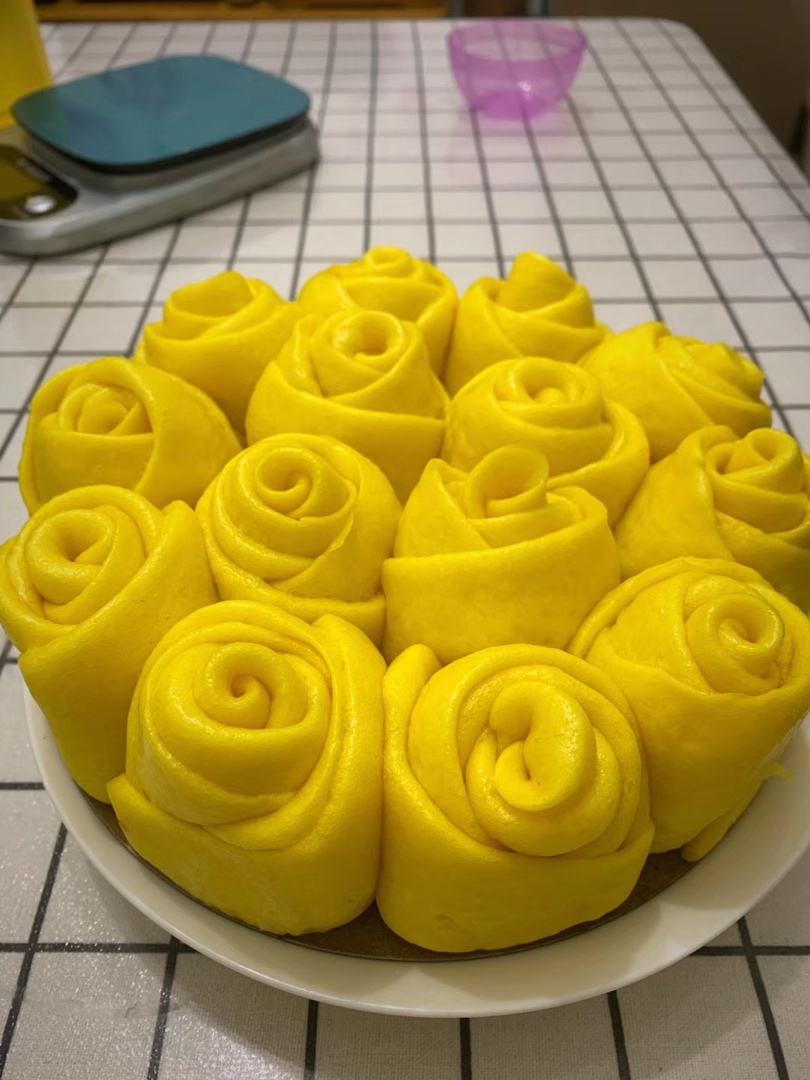 黄玫瑰馒头（一次发酵）