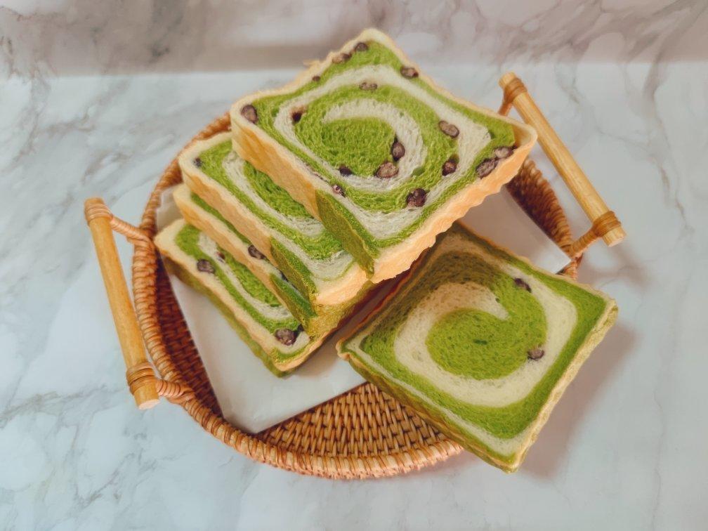双色吐司 抹茶蜜豆老面吐司🍞
