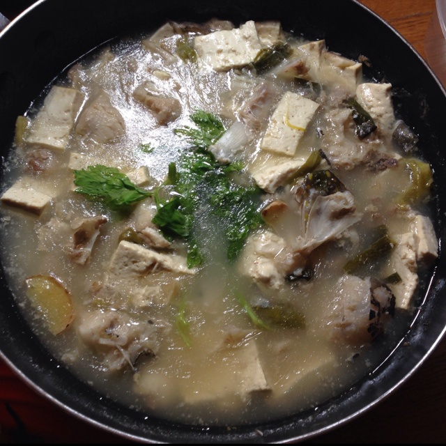 鱼头豆腐煲
