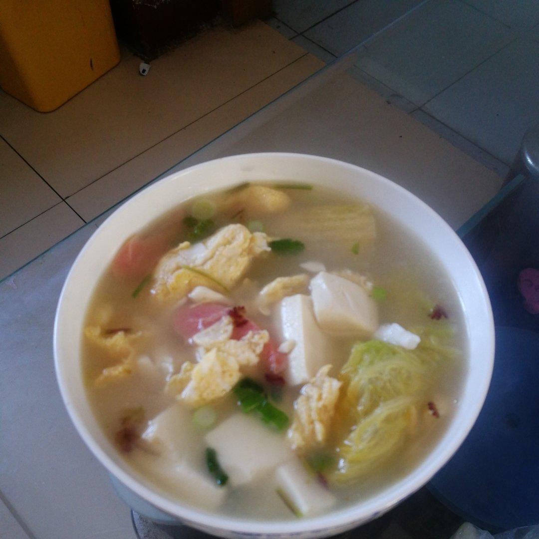 健康美味的三鲜汤