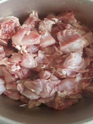 黄焖兔肉(不用焯水，肉质鲜嫩)的做法 步骤1