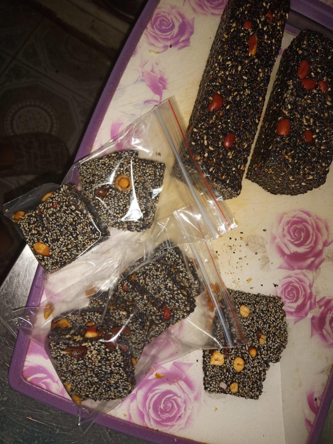 黑芝麻糖