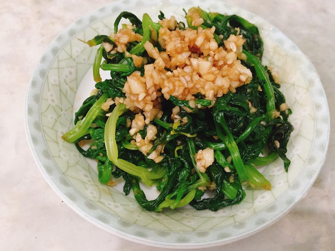 sharonx做的超级好吃的凉拌芹菜叶