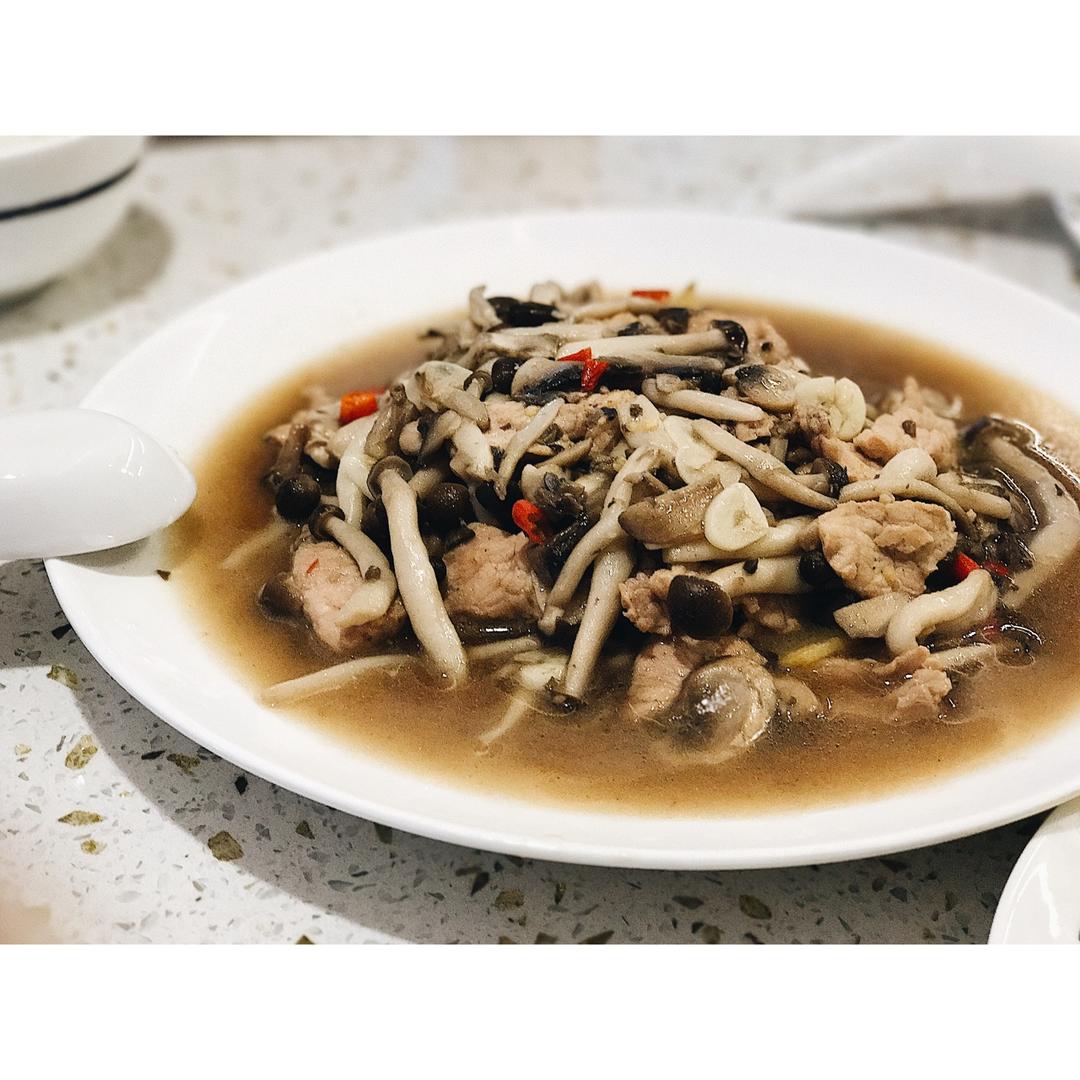 蘑菇炒肉片