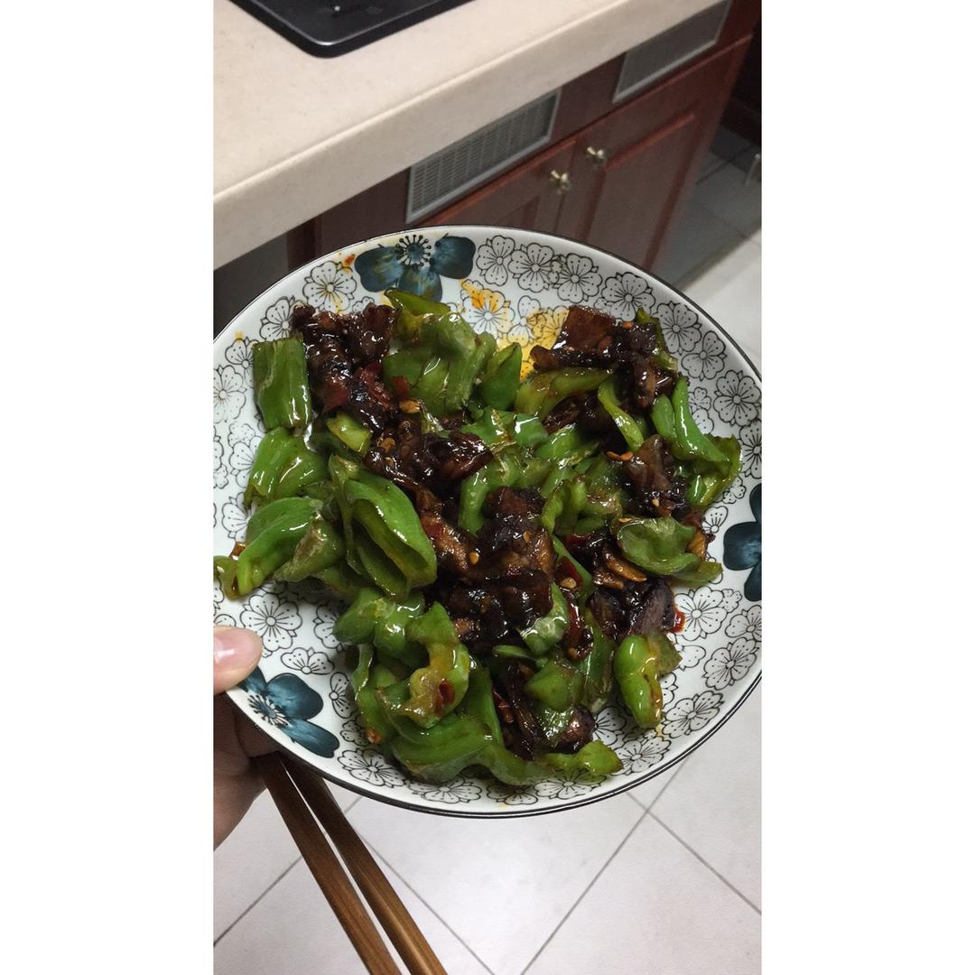 家常辣椒炒肉