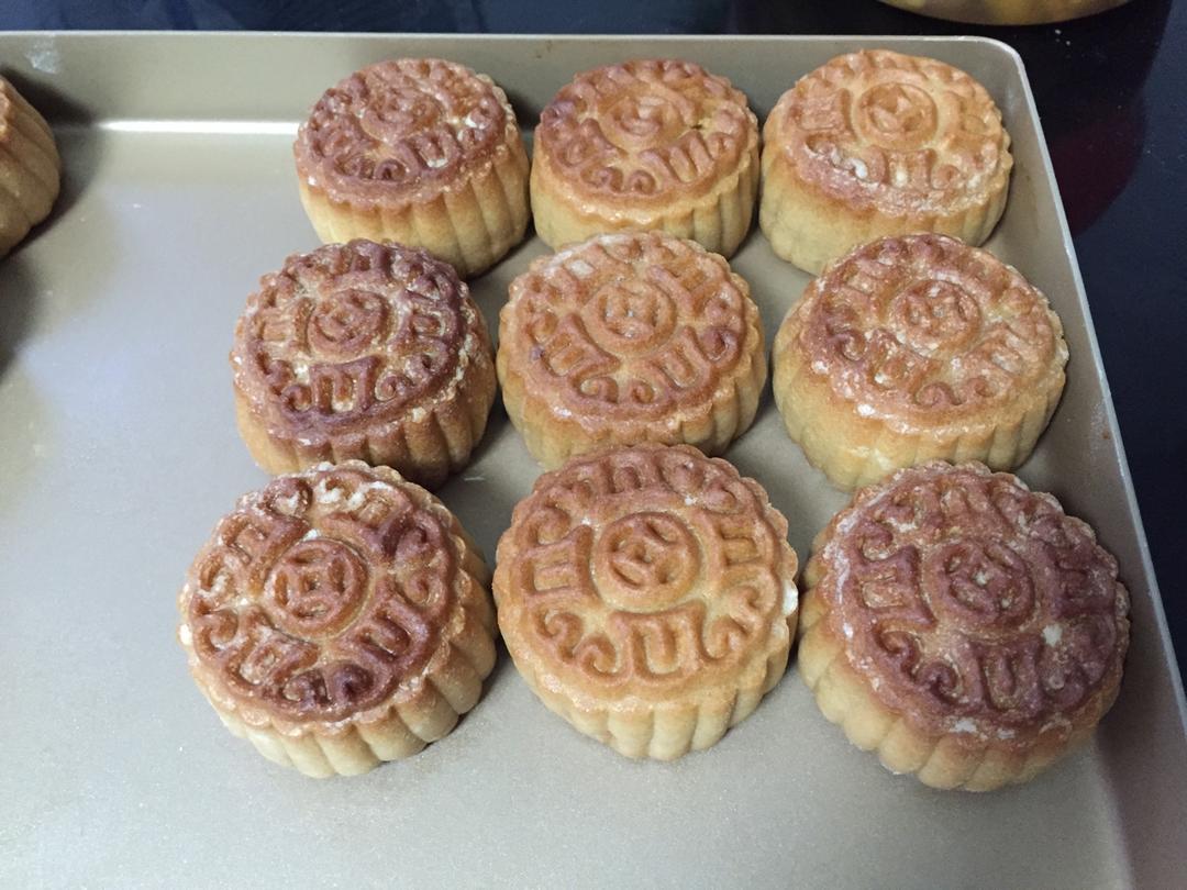 金沙奶黄月饼