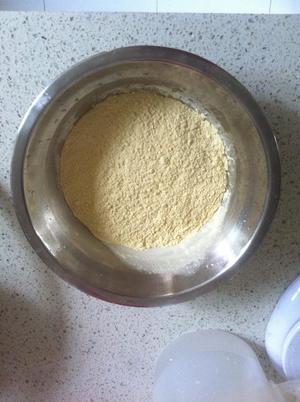自制豌豆凉粉（黄凉粉）的做法 步骤1