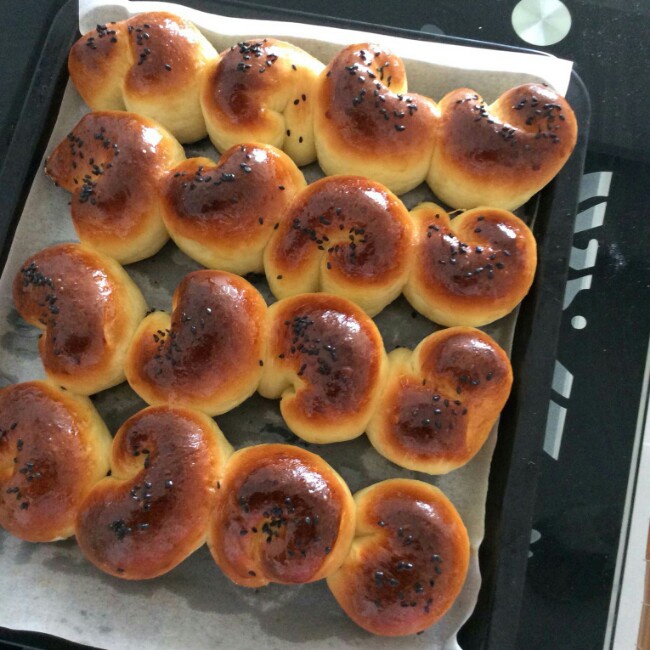 名字叫馒头的蜂蜜面包！