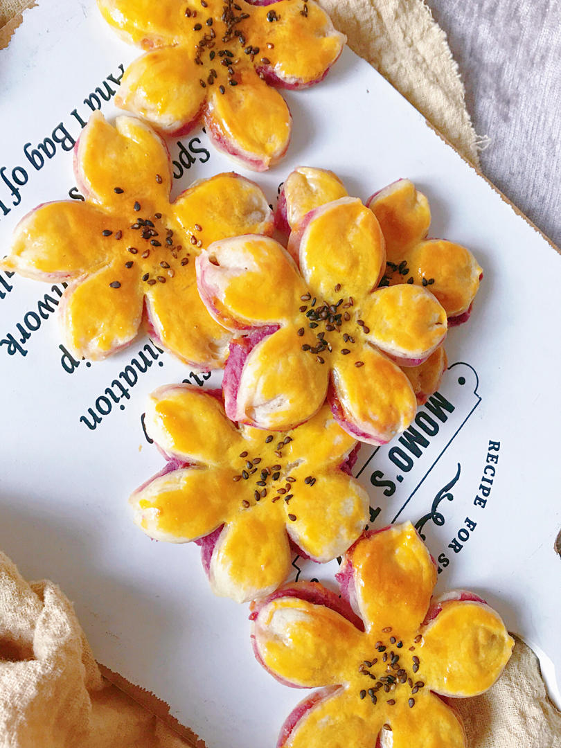 手抓饼新吃法🔥一看就会❗️❗️芋泥桃花酥🌸